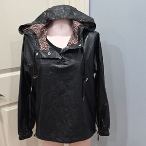 Women's Black‎ Hooded Pullover